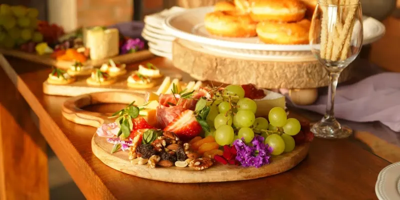 catering food